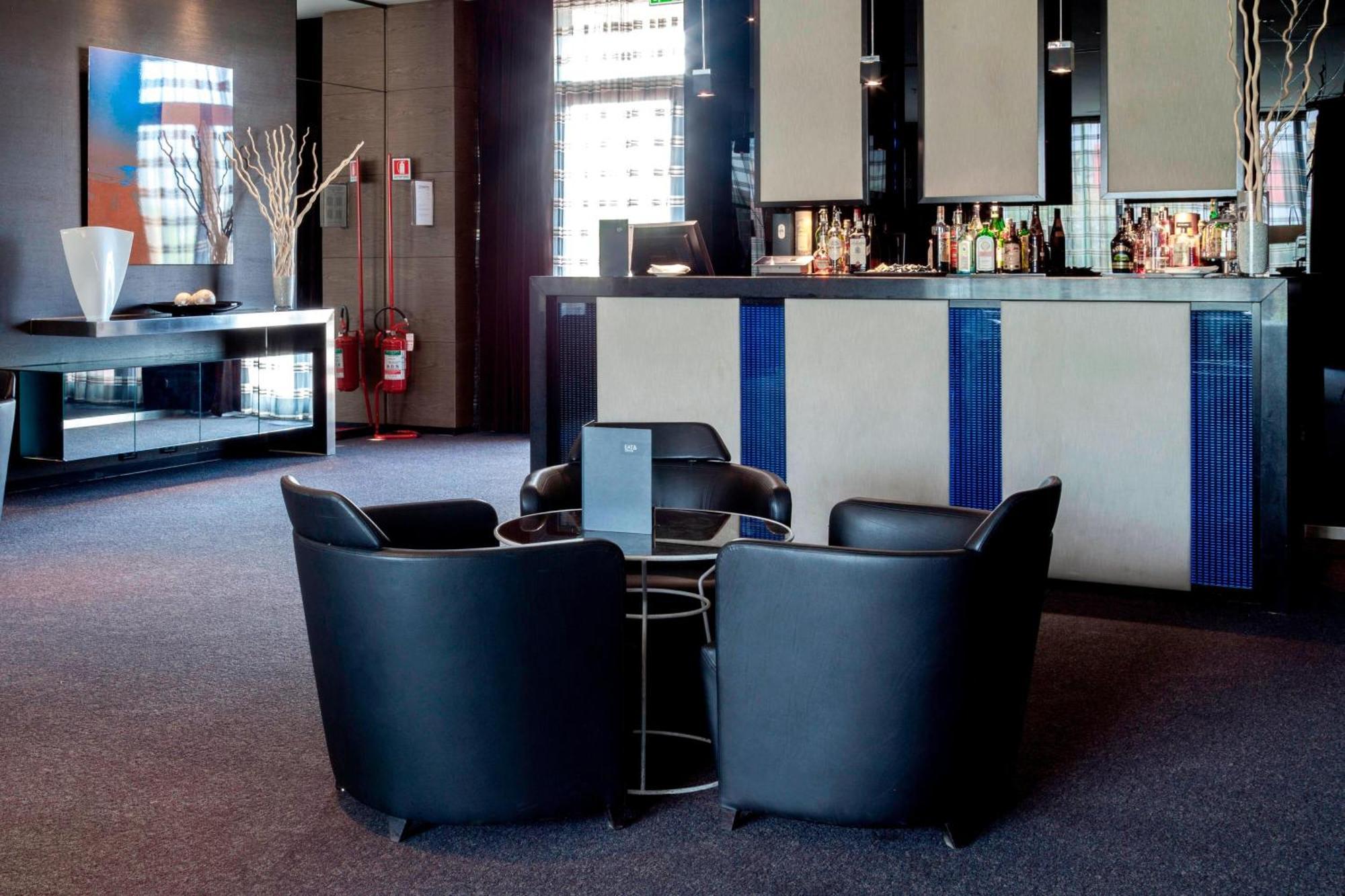 Ac Hotel Brescia By Marriott Exterior foto